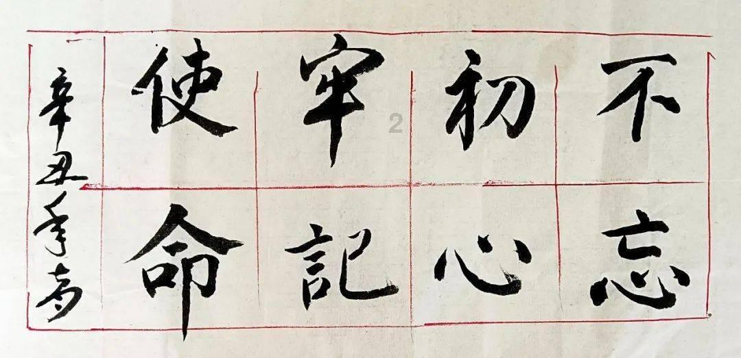 喝水很多但是不排尿，肚子却明显变大怎么回事